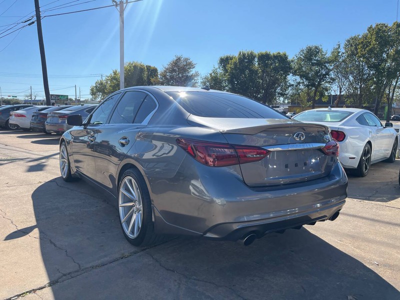 INFINITI Q50 Vehicle Image 03
