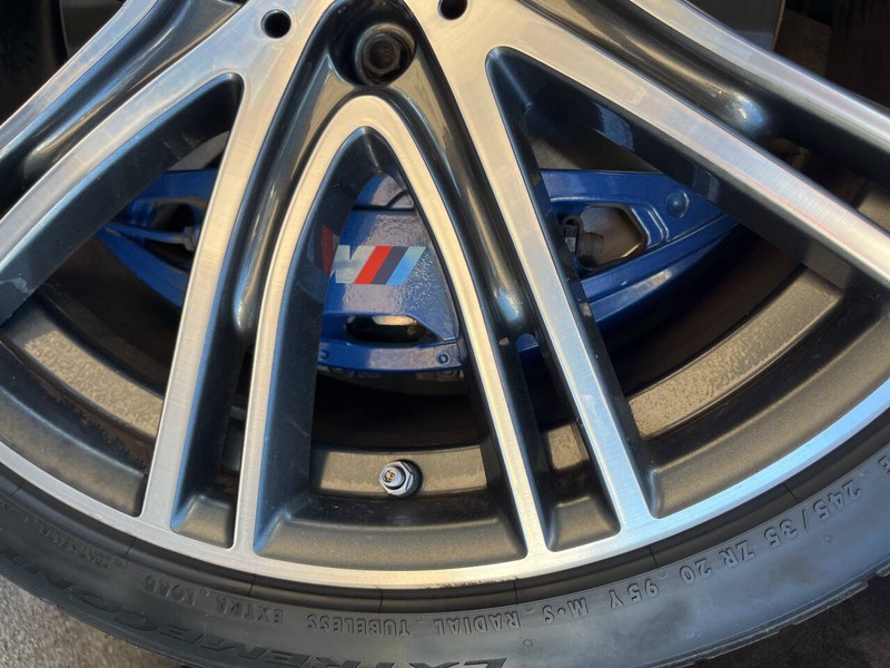 BMW 5 Series Vehicle Image 07