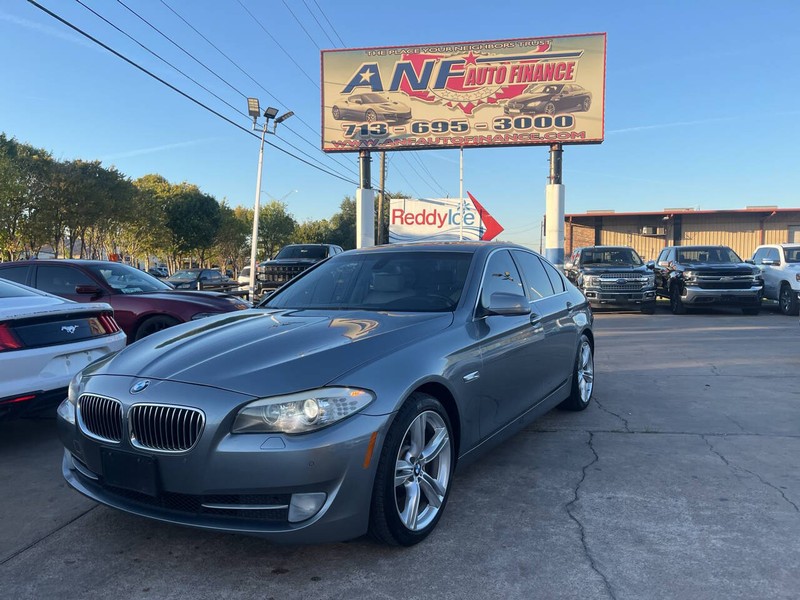 2012 BMW 5 Series 528i