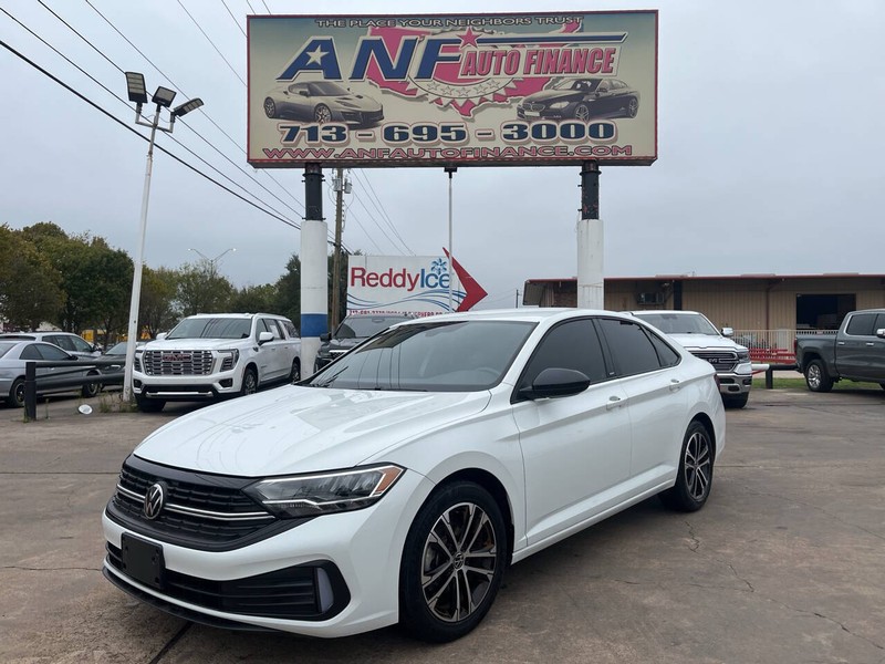 2024 Volkswagen Jetta Sport's photo