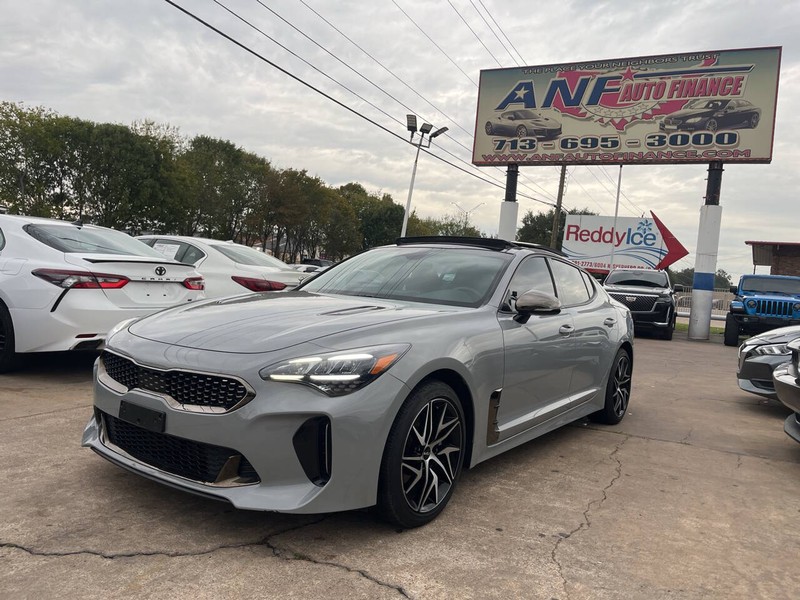 2023 Kia Stinger GT-Line's photo