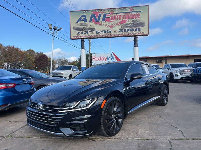 2019 Volkswagen Arteon SE's photo