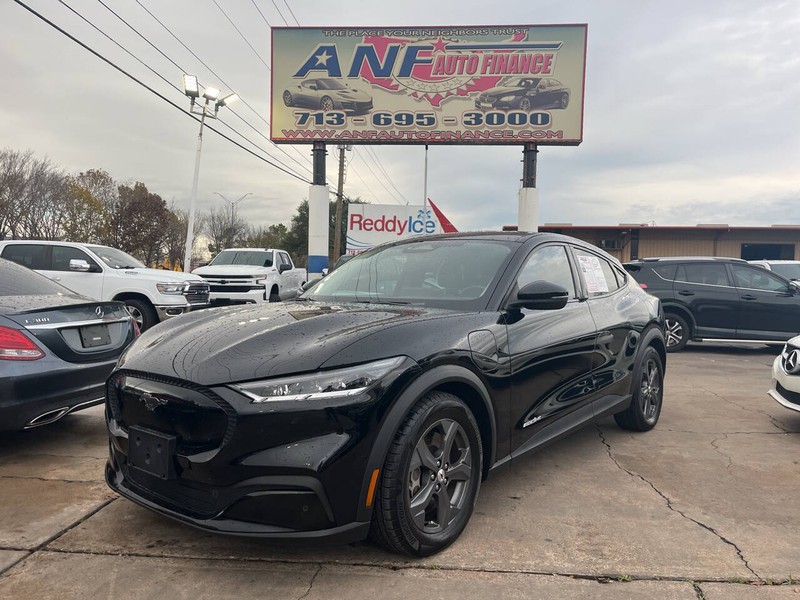 2021 Ford Mustang-Mach-e Select's photo