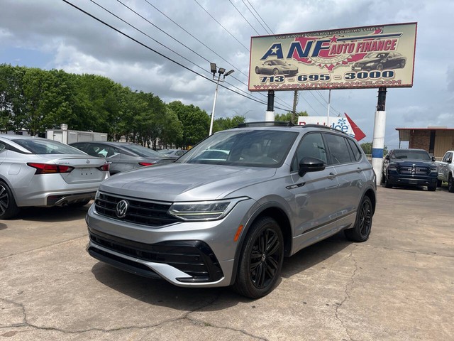 Volkswagen Tiguan SE R Line Black 4dr SUV - Houston TX