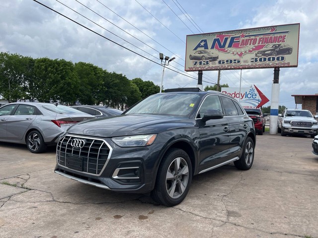 Audi Q5 Premium Plus - Houston TX