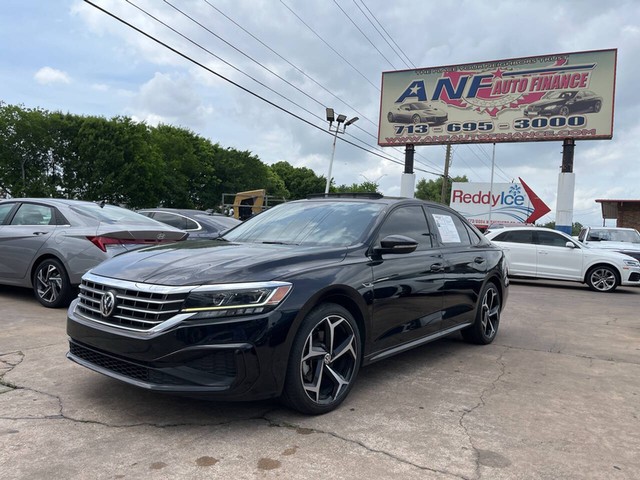 Volkswagen Passat 2.0T R-Line - Houston TX