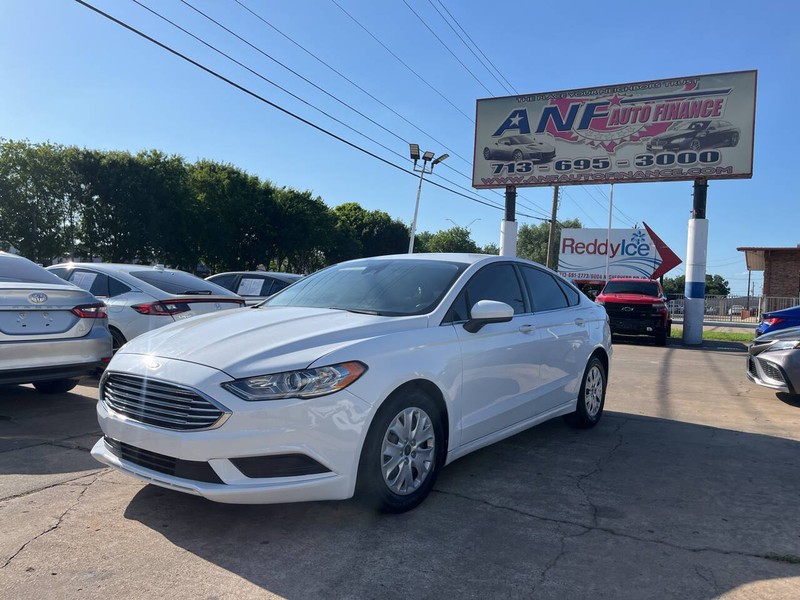 2019 Ford Fusion S FWD's photo
