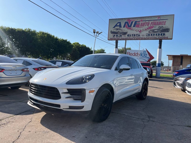 2021 Porsche Macan S's photo
