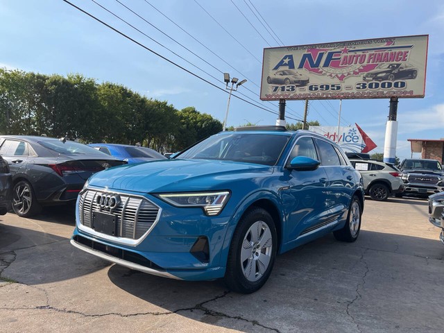 Audi e-tron Prestige - Houston TX