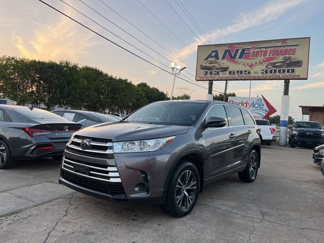 Toyota Highlander LE AWD 4dr SUV - Houston TX