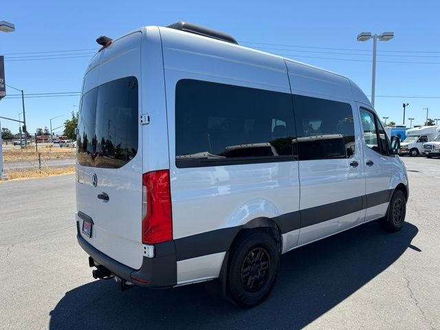 Mercedes-Benz Sprinter Passenger Van Vehicle Full-screen Gallery Image 03