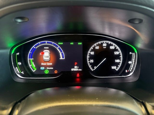 Honda Insight Vehicle Full-screen Gallery Image 13