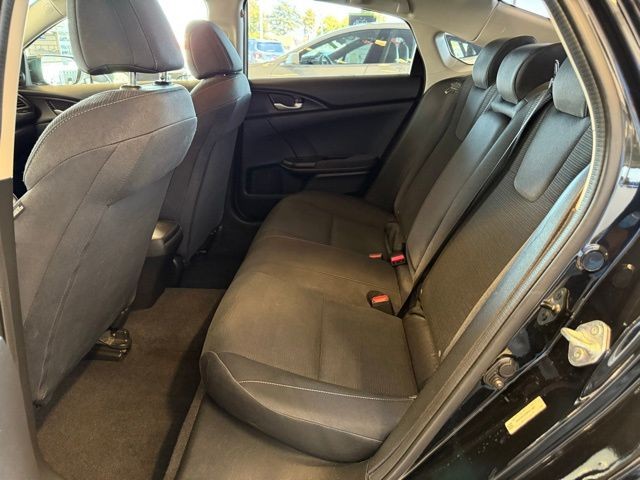 Honda Insight Vehicle Full-screen Gallery Image 21