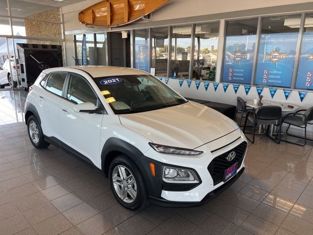 Hyundai Kona Vehicle Full-screen Gallery Image 02