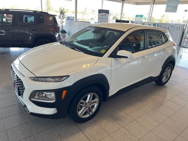 Hyundai Kona Vehicle Full-screen Gallery Image 14