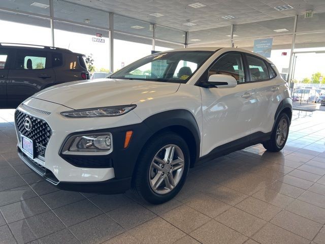 Hyundai Kona Vehicle Full-screen Gallery Image 15