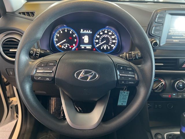 Hyundai Kona Vehicle Full-screen Gallery Image 23