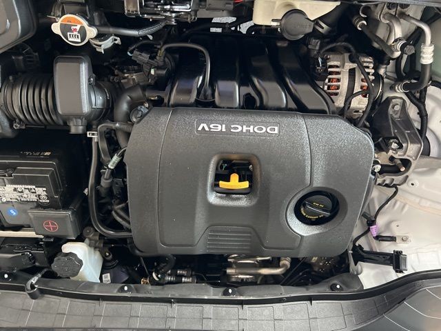 Hyundai Kona Vehicle Full-screen Gallery Image 33