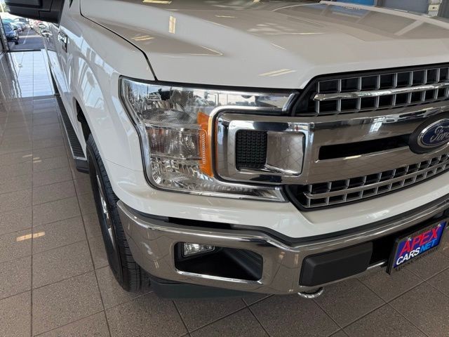Ford F-150 Vehicle Full-screen Gallery Image 09
