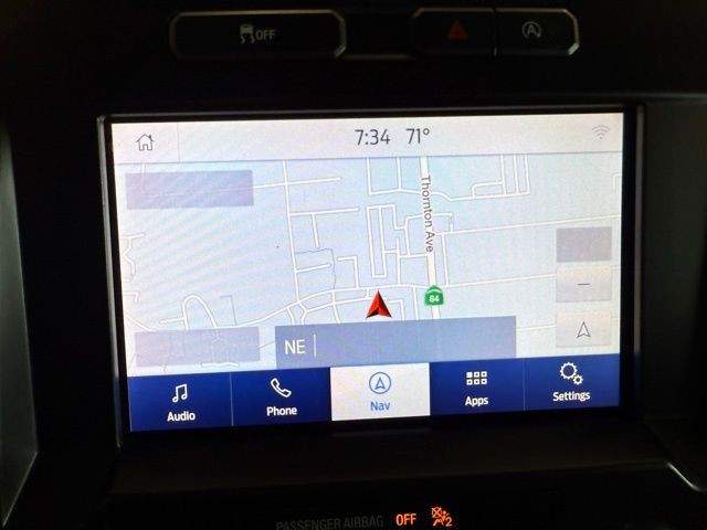 Ford F-150 Vehicle Full-screen Gallery Image 15