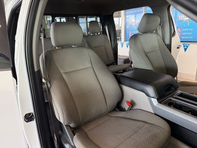 Ford F-150 Vehicle Full-screen Gallery Image 30