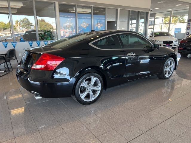 Honda Accord Coupe Vehicle Full-screen Gallery Image 05