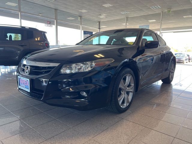 Honda Accord Coupe Vehicle Full-screen Gallery Image 16