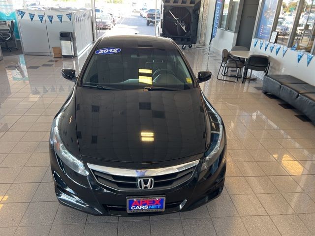 Honda Accord Coupe Vehicle Full-screen Gallery Image 19