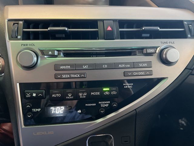 Lexus RX 350 Vehicle Full-screen Gallery Image 28