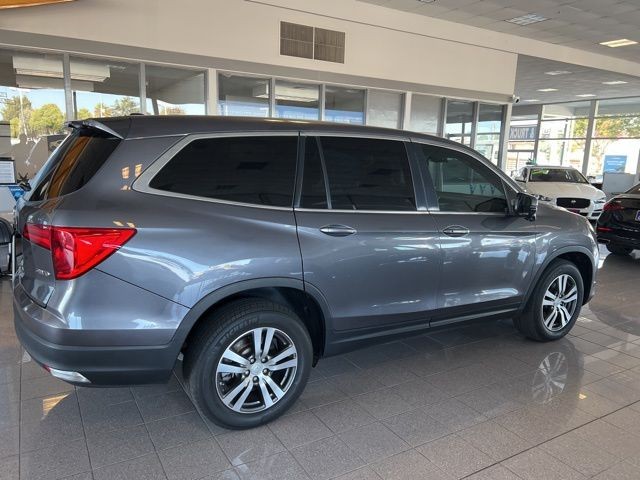 Honda Pilot Vehicle Full-screen Gallery Image 05