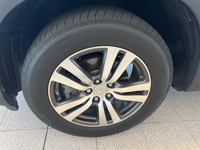 Honda Pilot Vehicle Full-screen Gallery Image 36
