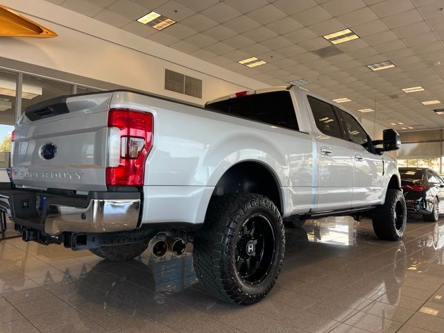 Ford Super Duty F-250 SRW Vehicle Full-screen Gallery Image 08