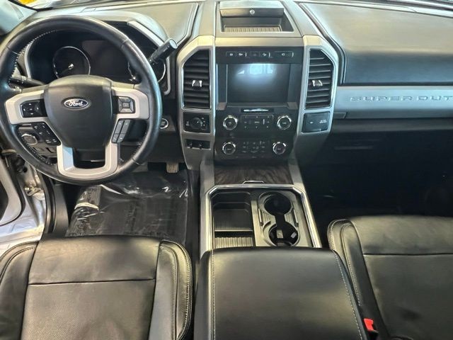 Ford Super Duty F-250 SRW Vehicle Full-screen Gallery Image 36
