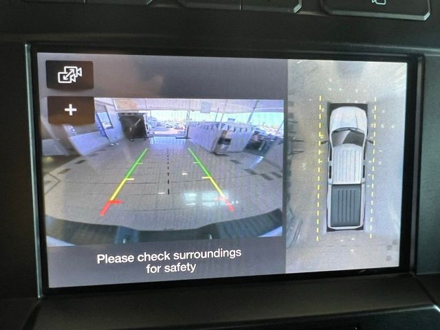Ford Super Duty F-250 SRW Vehicle Full-screen Gallery Image 42