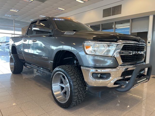 Ram 1500 Vehicle Full-screen Gallery Image 03