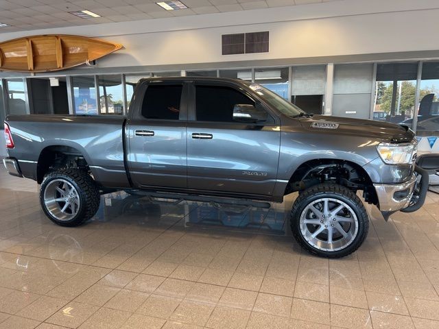 Ram 1500 Vehicle Full-screen Gallery Image 04