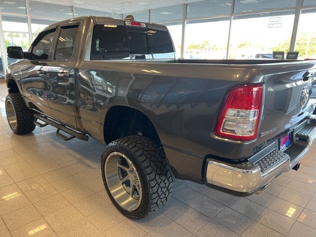 Ram 1500 Vehicle Full-screen Gallery Image 12