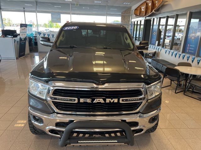Ram 1500 Vehicle Full-screen Gallery Image 22