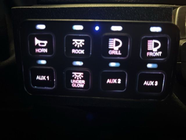 Ram 1500 Vehicle Full-screen Gallery Image 36