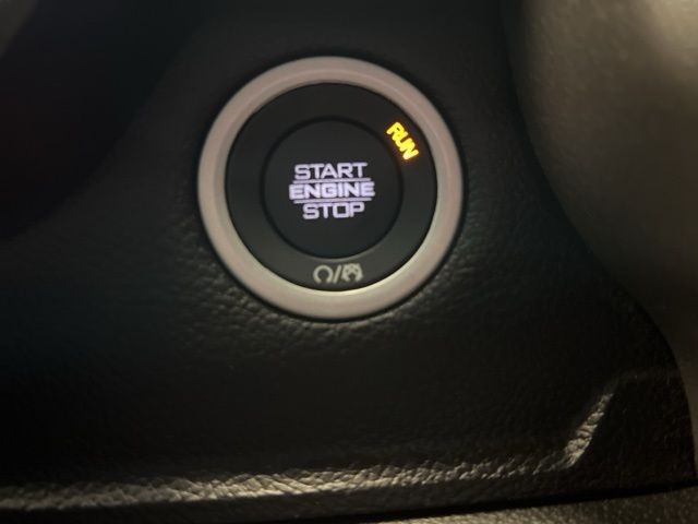 Ram 1500 Vehicle Full-screen Gallery Image 37