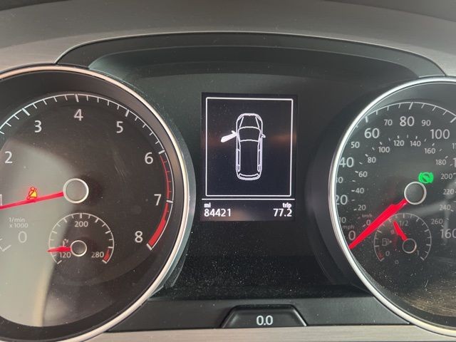 Volkswagen Golf SportWagen Vehicle Full-screen Gallery Image 28