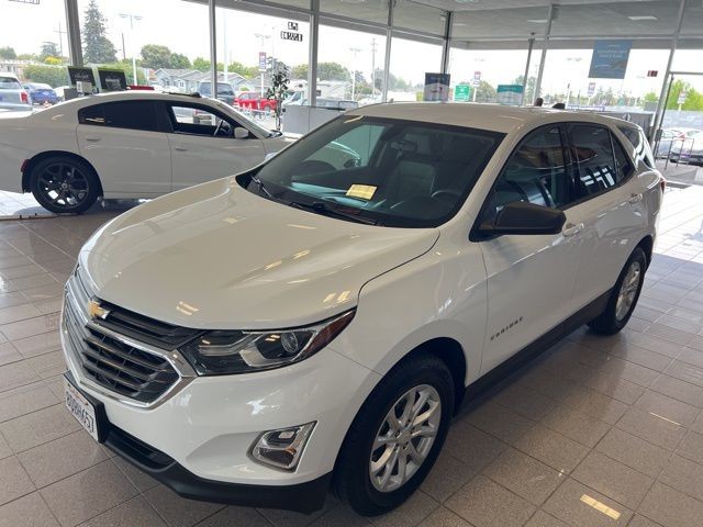 Chevrolet Equinox Vehicle Full-screen Gallery Image 14