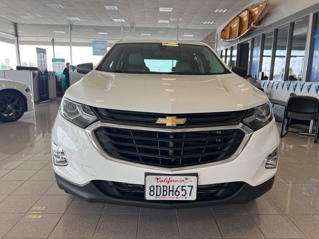 Chevrolet Equinox Vehicle Full-screen Gallery Image 16