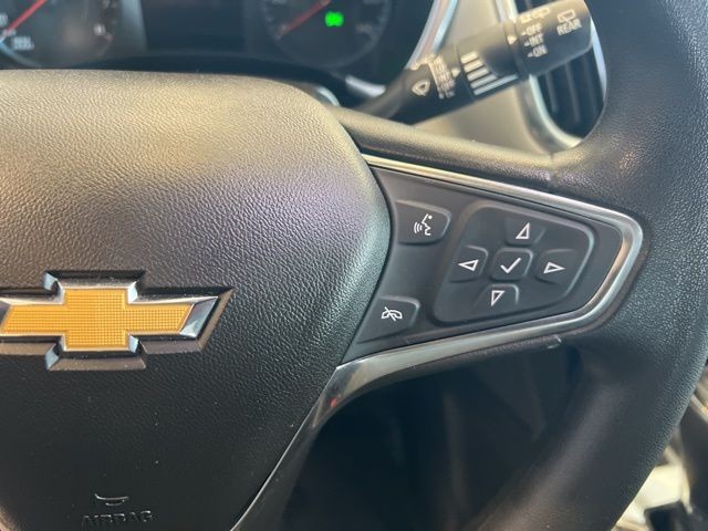 Chevrolet Equinox Vehicle Full-screen Gallery Image 26