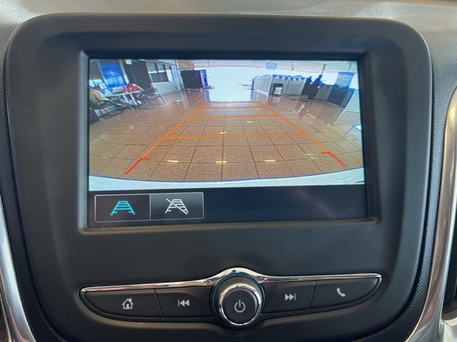Chevrolet Equinox Vehicle Full-screen Gallery Image 28