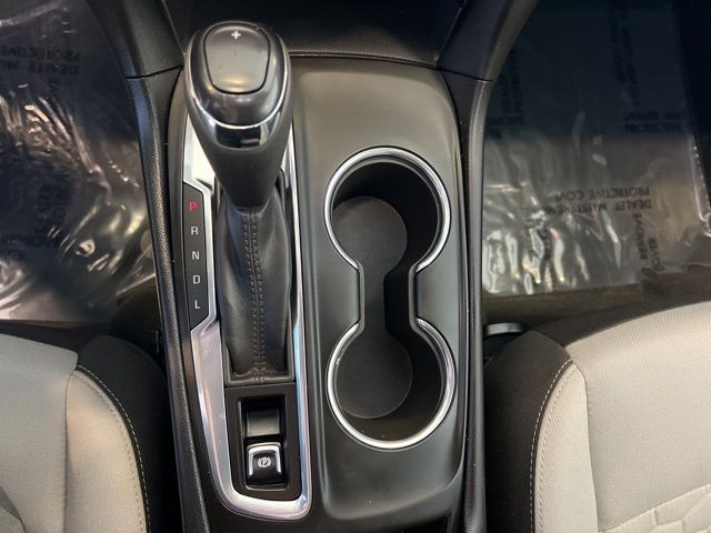 Chevrolet Equinox Vehicle Full-screen Gallery Image 31