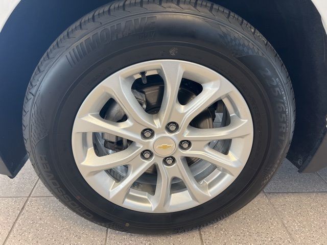 Chevrolet Equinox Vehicle Full-screen Gallery Image 35