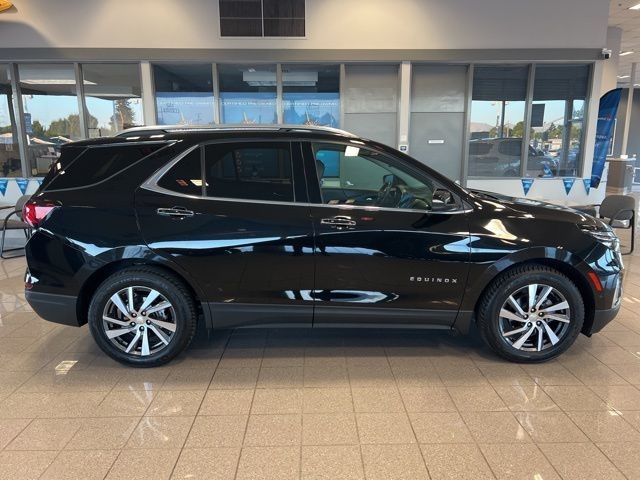 Chevrolet Equinox Vehicle Full-screen Gallery Image 04