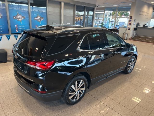 Chevrolet Equinox Vehicle Full-screen Gallery Image 06