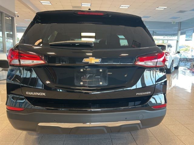 Chevrolet Equinox Vehicle Full-screen Gallery Image 08